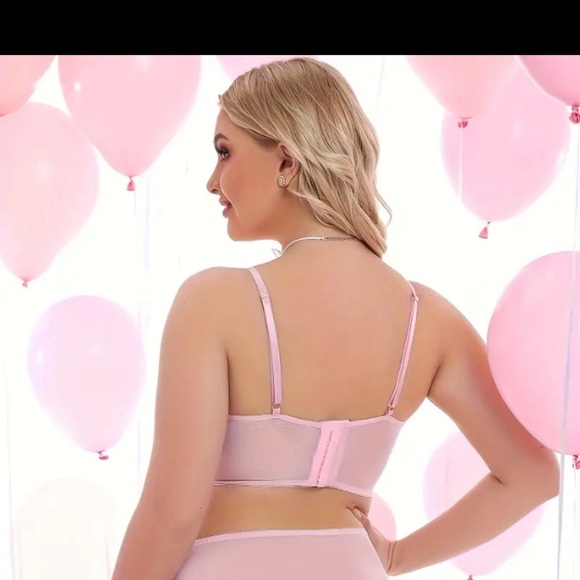 2Pc Panties and Bra Set - Picture 2 of 3